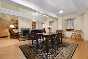 343 Thames St, Bristol, RI 02809 - Photo 15