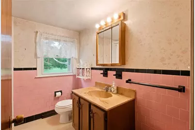 63 Bourbon Street, Portsmouth, RI 02871 - Photo 17