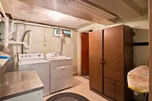 63 Bourbon St, Portsmouth, RI 02871 - Photo 27