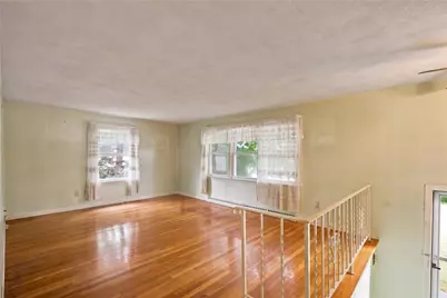 63 Bourbon Street, Portsmouth, RI 02871 - Photo 9