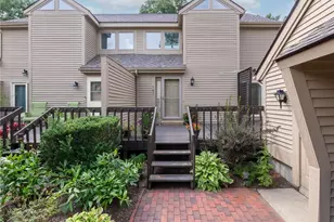 141 Pine Glen Dr, East Greenwich, RI 02818 - Photo 1