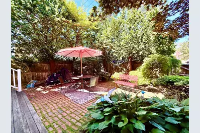 22 Dixon Street, Newport, RI 02840 - Photo 23