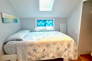 22 Dixon St, Newport, RI 02840 - Photo 21