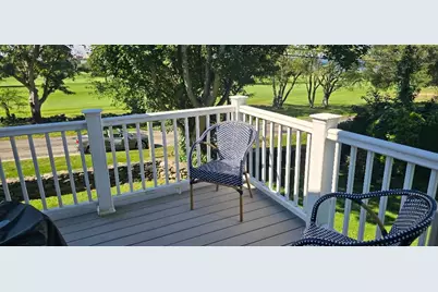 391 Browns Lane, Middletown, RI 02842 - Photo 5