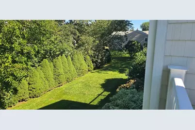 391 Browns Lane, Middletown, RI 02842 - Photo 17