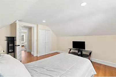 71 Petteys Avenue, Providence, RI 02909 - Photo 25