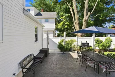 71 Petteys Avenue, Providence, RI 02909 - Photo 41