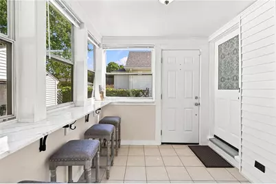 71 Petteys Avenue, Providence, RI 02909 - Photo 9
