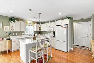 500 Mendon Road #217, Cumberland, RI 02864 - Photo 7