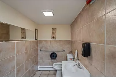 532 Lonsdale Avenue, Pawtucket, RI 02860 - Photo 13
