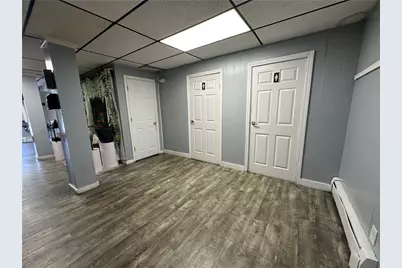 532 Lonsdale Avenue, Pawtucket, RI 02860 - Photo 11