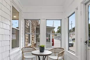 21 Princeton St, Newport, RI 02840 - Photo 5