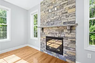 58 Jackson Ave, Johnston, RI 02919 - Photo 9