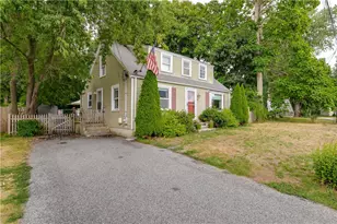 15 Spencer Dr, North Kingstown, RI 02852 - Photo 3