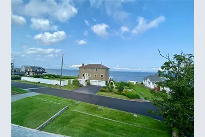 29 Burnett Road, Warwick, RI 02889 - Photo 1