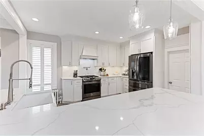 29 Burnett Road, Warwick, RI 02889 - Photo 17