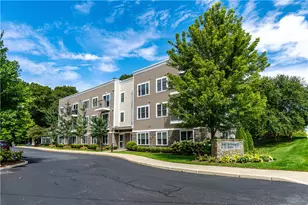 1001 Main St, East Greenwich, RI 02818 - Photo 3