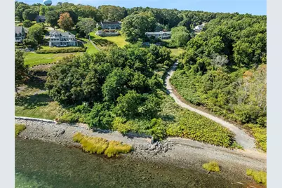 140 Aldrich Avenue, Warwick, RI 02889 - Photo 3