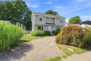39 Treasure Rd, Narragansett, RI 02882 - Photo 5