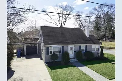 134 Westwood Avenue, Cranston, RI 02905 - Photo 1