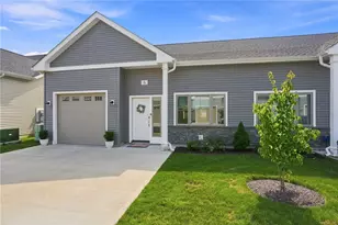6 W Vly Cir, West Warwick, RI 02893 - Photo 1