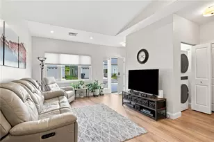 6 W Vly Cir, West Warwick, RI 02893 - Photo 7