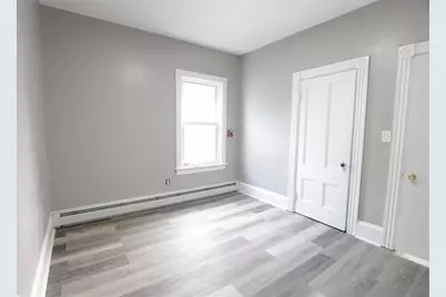 686 Broadway #2R, Pawtucket, RI 02860 - Photo 9