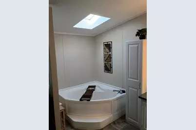 245 Manton Street, Pawtucket, RI 02861 - Photo 19