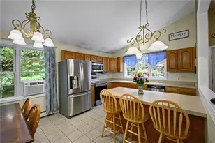 163 Lake Washington Dr, Glocester, RI 02814 - Photo 5
