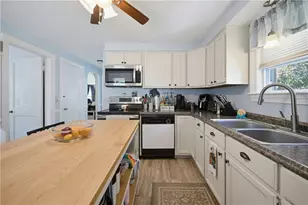 63 Taft St, Coventry, RI 02816 - Photo 9