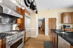 370 Thayer St, Providence, RI 02906 - Photo 9