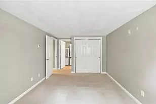 200 Woodlawn Ave, North Providence, RI 02904 - Photo 15