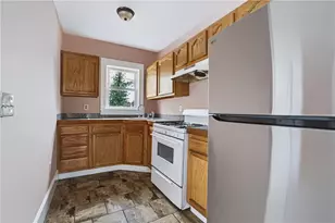 25 Longfellow Terrace, Providence, RI 02907 - Photo 19