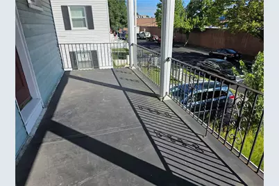 27 Longfellow Terrace, Providence, RI 02907 - Photo 9