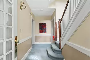 242 President Ave, Providence, RI 02906 - Photo 3