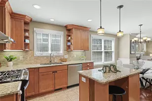 44 Taft Ave, Providence, RI 02906 - Photo 13