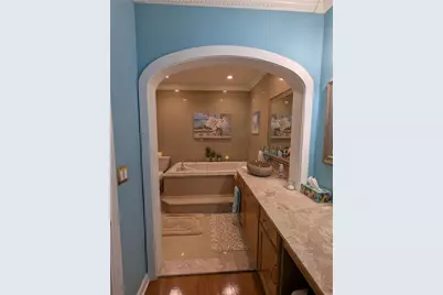 600 N Broadway #2C, East Providence, RI 02914 - Photo 9