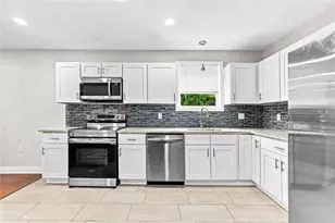 4 Cutler St, Providence, RI 02909 - Photo 7