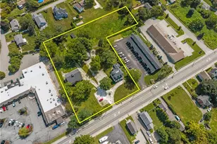 2967 E Main Rd, Portsmouth, RI 02871 - Photo 1