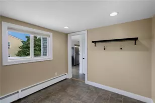 21 Massachusetts Blvd, Portsmouth, RI 02871 - Photo 5