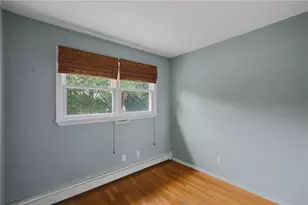 21 Massachusetts Blvd, Portsmouth, RI 02871 - Photo 15