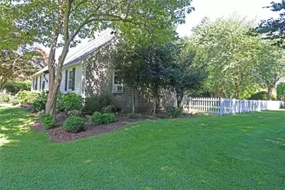 5 North Drive, Middletown, RI 02842 - Photo 5