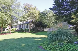 5 North Dr, Middletown, RI 02842 - Photo 3