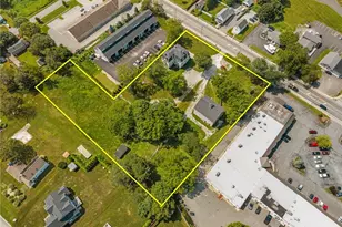 2967 E Main Rd, Portsmouth, RI 02871 - Photo 1