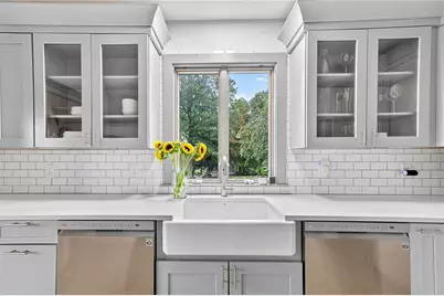 1747 Mooresfield Road, South Kingstown, RI 02879 - Photo 29