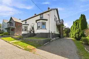 185 Hilton St, Tiverton, RI 02878 - Photo 1