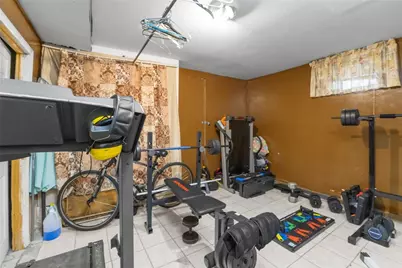 97 Detroit Avenue, Providence, RI 02907 - Photo 45