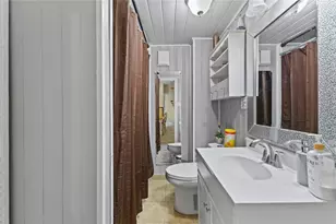 97 Detroit Ave, Providence, RI 02907 - Photo 11