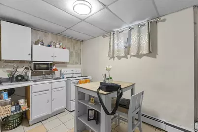 97 Detroit Avenue, Providence, RI 02907 - Photo 43