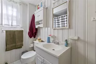 97 Detroit Ave, Providence, RI 02907 - Photo 27